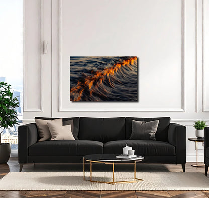 Großformatige abstrakte Fotokunst Burning von Malte Lüdemann als kraftvolles Statement-Piece im modernen Wohnzimmer oder Foyer